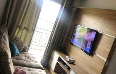 Imagem: O apartamento possui 2 Dormitórios, 1 Banheiro, 1 Vaga na garagem