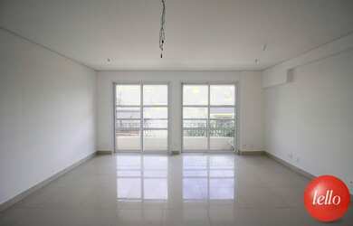 Imagem: O depósito possui 3 Vagas na garagem, 132m² de Área e está