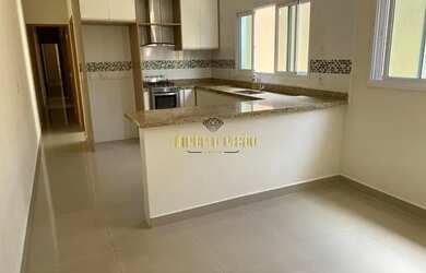 Imagem: A casa possui 3 Dormitórios, 5 Banheiros, 3 Vagas na garagem