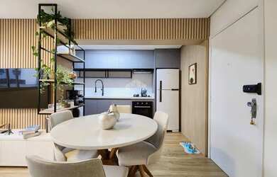 Imagem: O apartamento possui 1 Dormitório, 1 Banheiro, 42m² de Área