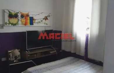 Imagem: A casa à venda possui 4 Dormitórios, 4 Banheiros, 2 Vagas