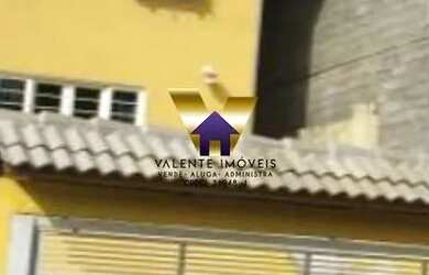 Imagem: A casa possui 2 Dormitórios, 3 Banheiros, 2 Vagas na garagem