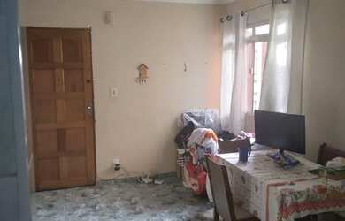 Imagem: O apartamento à venda possui 2 Dormitórios, 1 Banheiro, 1