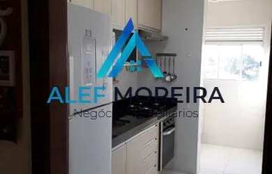 Imagem: O apartamento possui 2 Dormitórios, 1 Banheiro, 1 Vaga na garagem