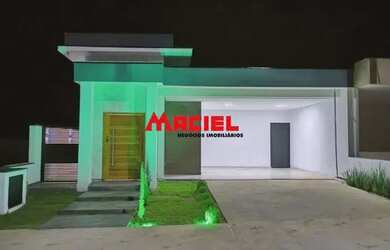 Imagem: A casa em condomínio possui 3 Dormitórios, 3 Banheiros, 4