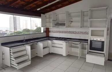 Imagem: O apartamento na cobertura possui 3 Dormitórios, 1 Banheiro