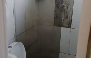 Imagem: A casa possui 2 Dormitórios, 2 Banheiros, 181m² de Área e