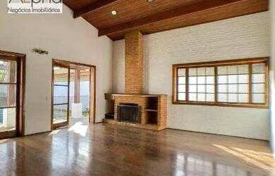 Imagem: A casa em condomínio possui 4 Dormitórios, 3 Banheiros, 2