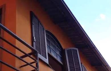 Imagem: A casa possui 2 Dormitórios, 1 Banheiro, 70m² de Área e