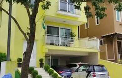 Imagem: A casa em condomínio possui 3 Dormitórios, 4 Banheiros, 4