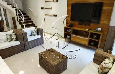 Imagem: A casa em condomínio possui 4 Dormitórios, 3 Banheiros, 2