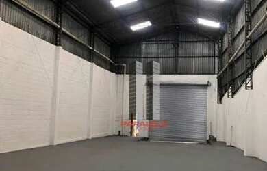 Imagem: O depósito possui 320m² de Área e está localizado em Vila