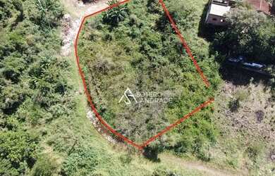 Imagem: O terreno possui 1.090m² de Área e está localizado em Capricórnio