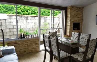 Imagem: A casa em condomínio possui 2 Dormitórios, 1 Banheiro, 1 Vaga