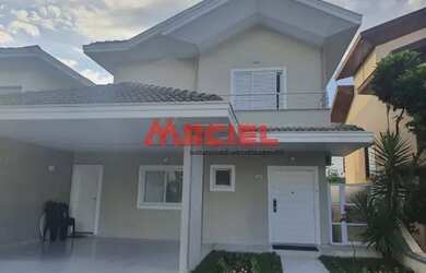 Imagem: A casa em condomínio possui 3 Dormitórios, 3 Banheiros, 2