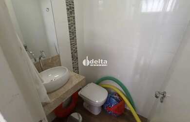 Imagem 13: Casa residencial em condomínio disponível para venda no bairro Terra...