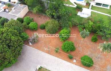 Imagem: O terreno possui 612m² de Área, Imóvel novo e está localizado