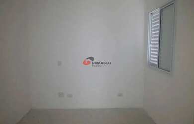 Imagem: O apartamento possui 2 Dormitórios, 1 Banheiro, 2 Vagas na