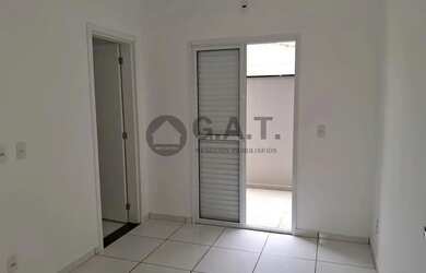 Imagem 10: Apartamento à venda na Vila Jardini em Sorocaba-SP: 2 quartos, 1 suíte, 2 salas, 1 banheir