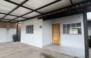 Imagem: A casa em condomínio possui 3 Dormitórios, 1 Banheiro, 1 Vaga