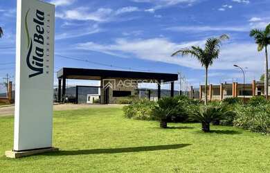 Imagem: O terreno possui 400m² de Área e está localizado em Parque