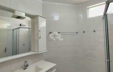 Imagem 9: Amplo apartamento semi mobiliado 3 dormitórios, 1 suíte, com garagem no bairro Nª Sª de Fá