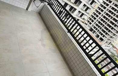 Imagem: O apartamento possui 2 Dormitórios, 2 Banheiros, 1 Vaga na