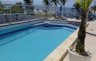 Imagem: A casa possui 3 Dormitórios, Acomodam 13 pessoas, Imóvel novo