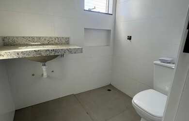 Imagem 8: Sobrado de esquina com amplo quintal bairro alto Curitiba