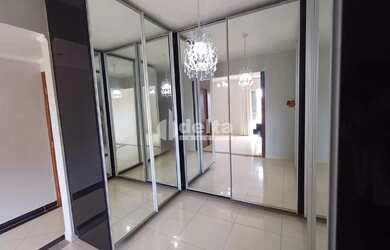 Imagem 3: Cobertura disponível para venda no bairro Brasil em Uberlândia-MG