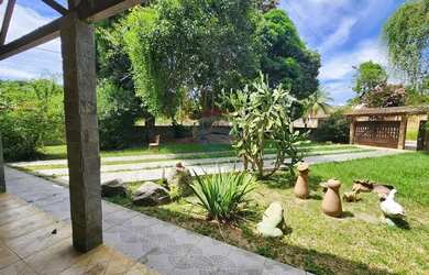 Imagem 2: Casa colonial, com 3 quartos, uma suíte, 1050m²