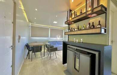 Imagem: O apartamento possui 2 Dormitórios, 2 Banheiros, 1 Vaga na