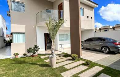 Imagem: A casa possui 4 Dormitórios, 4 Banheiros, 3 Vagas na garagem