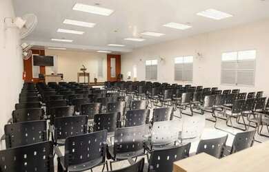 Imagem: O depósito possui 221m² de Área e está localizado em Cia