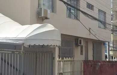 Imagem: O apartamento possui 1 Dormitório, 2 Banheiros, 1 Vaga na garagem