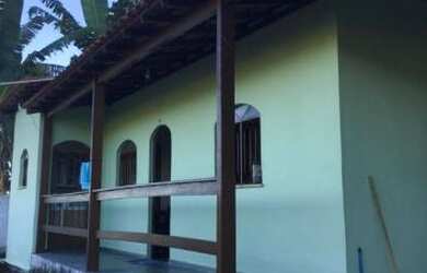 Imagem: A casa está localizado em Itapeba, Maricá para alugar por