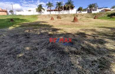 Imagem: O terreno possui 300m² de Área e está localizado em Jardim