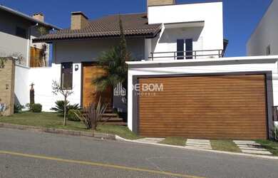 Imagem 1: Casa no Jardim Europa. Piscina, Churrasqueira, VarandaeÁrea de serviço