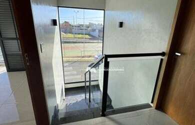 Imagem: A casa em condomínio possui 3 Dormitórios, 2 Banheiros, 2