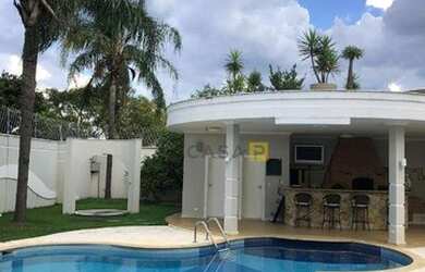 Imagem: A casa em condomínio possui 5 Dormitórios, 4 Banheiros, 5