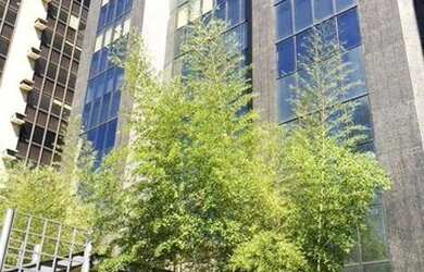 Imagem: O depósito possui 2 Vagas na garagem, 69m² de Área e está