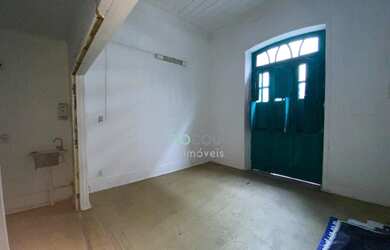 Imagem 5: Casa em Rua Nobre. 198m² de Área, 2 Banheirose4 Dormitórios