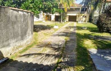 Imagem: A casa possui 2 Dormitórios, 2 Banheiros, 1 Vaga na garagem