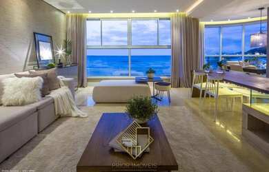 Imagem: O apartamento possui 4 Dormitórios, 5 Banheiros, 2 Vagas na