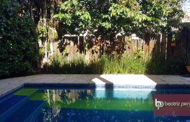 Imagem: A casa em condomínio possui 4 Dormitórios, 5 Banheiros, 4