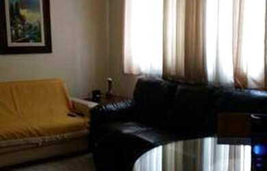 Imagem: O apartamento possui 1 Dormitório, 1 Banheiro, 1 Vaga na garagem