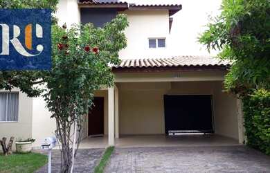 Imagem: A casa em condomínio possui 2 Dormitórios, 2 Banheiros, 197m²