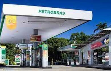 Imagem: O depósito possui 5 Vagas na garagem, 800m² de Área e está