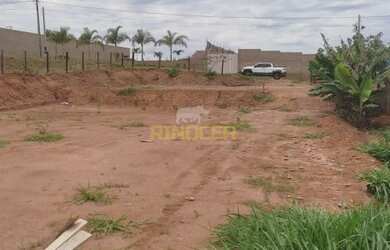 Imagem: O terreno possui 850m² de Área e está localizado em Jardim