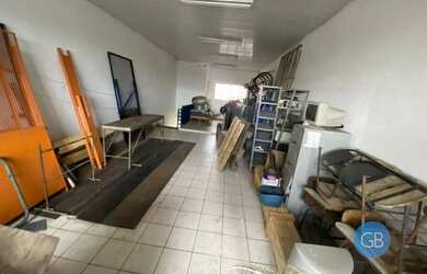 Imagem 7: Galpão com 3 andares sendo 300 metros na Avenida João XXIII